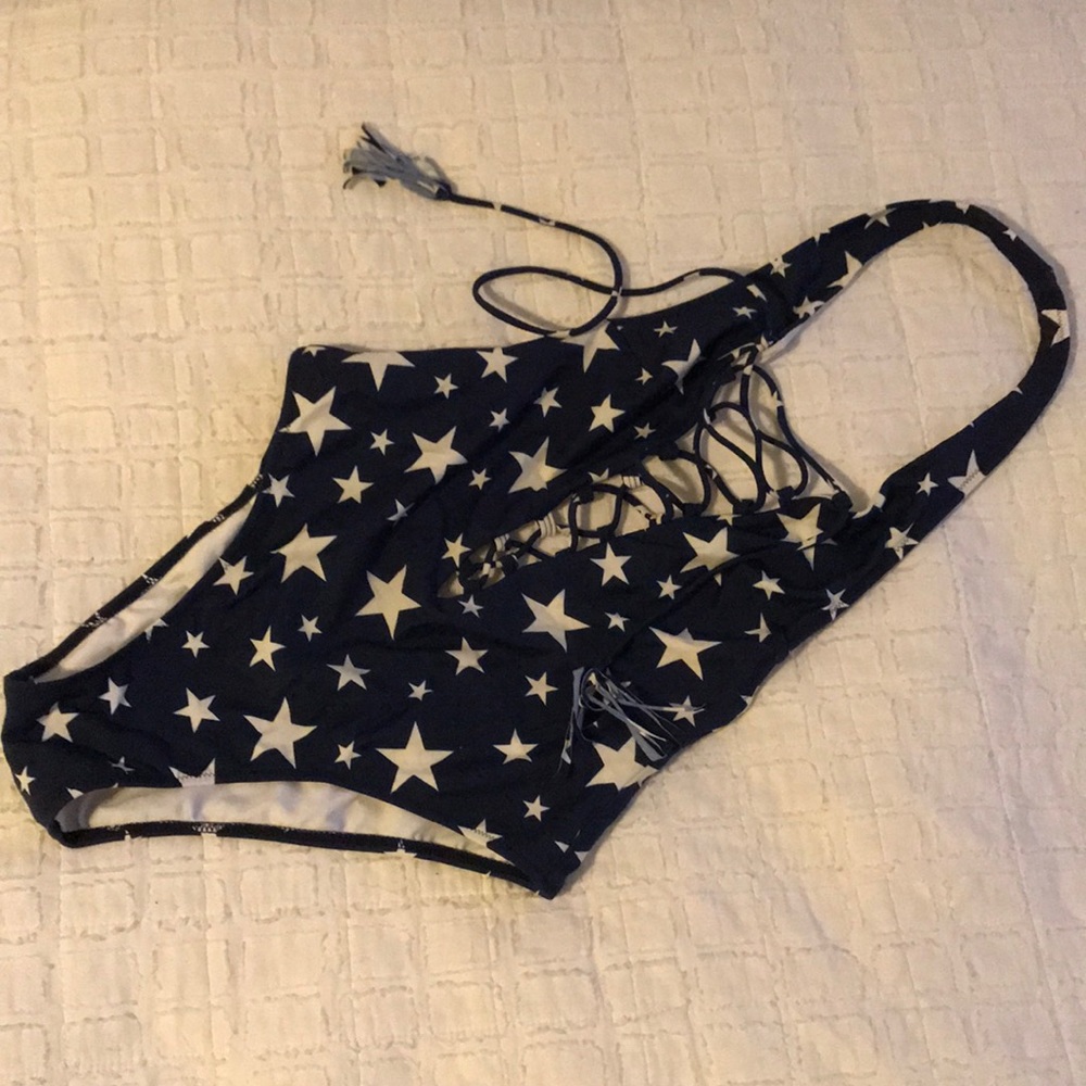 Show me your MuMu star one-piece